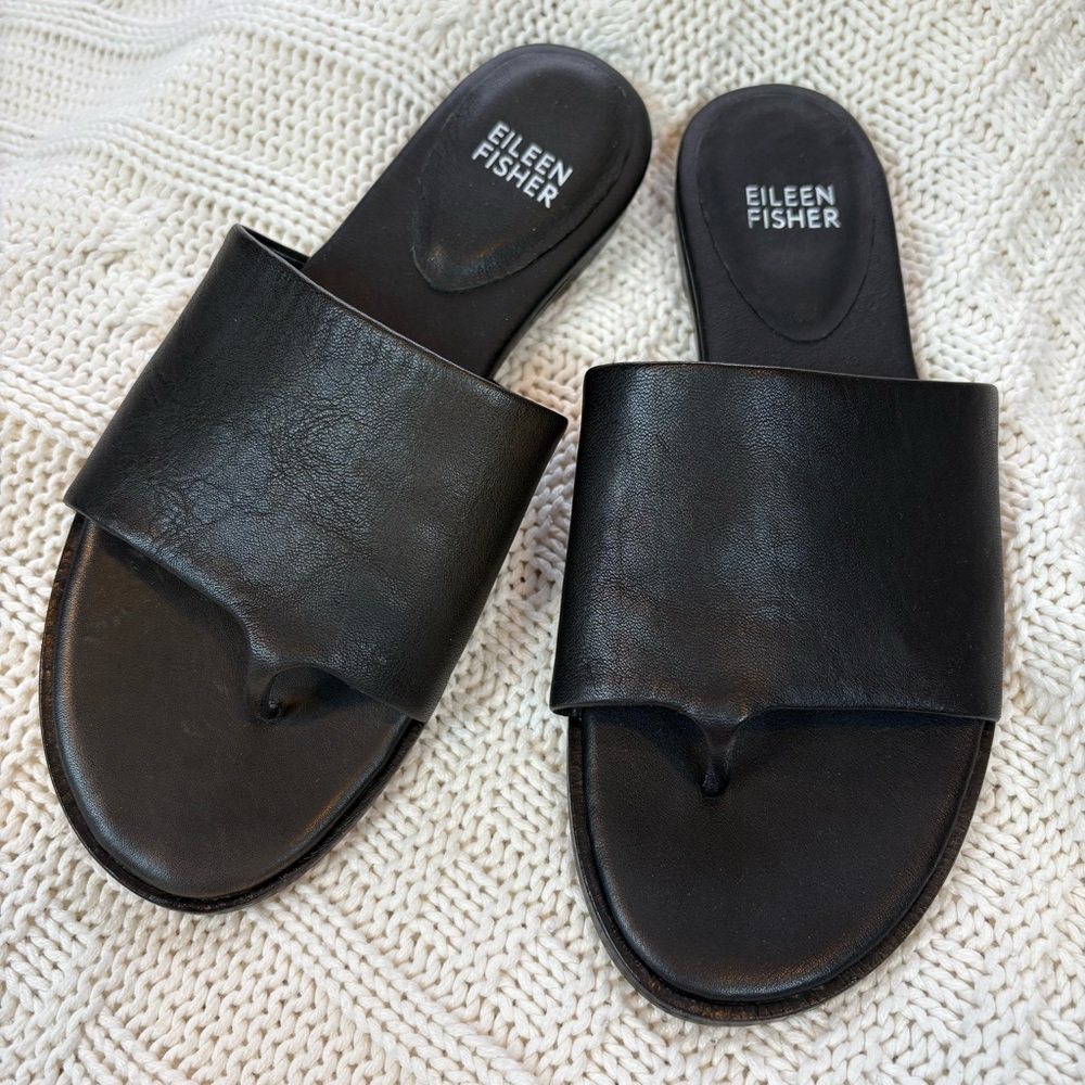 Eileen Fisher Black Leather Thong Edge Sandals Like New Size 6 Minimalist - Picture 2 of 8